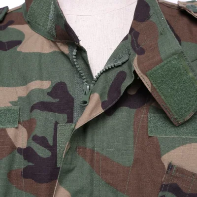 Uniforme militare mimetica digitale Personalizza l'abbigliamento militare